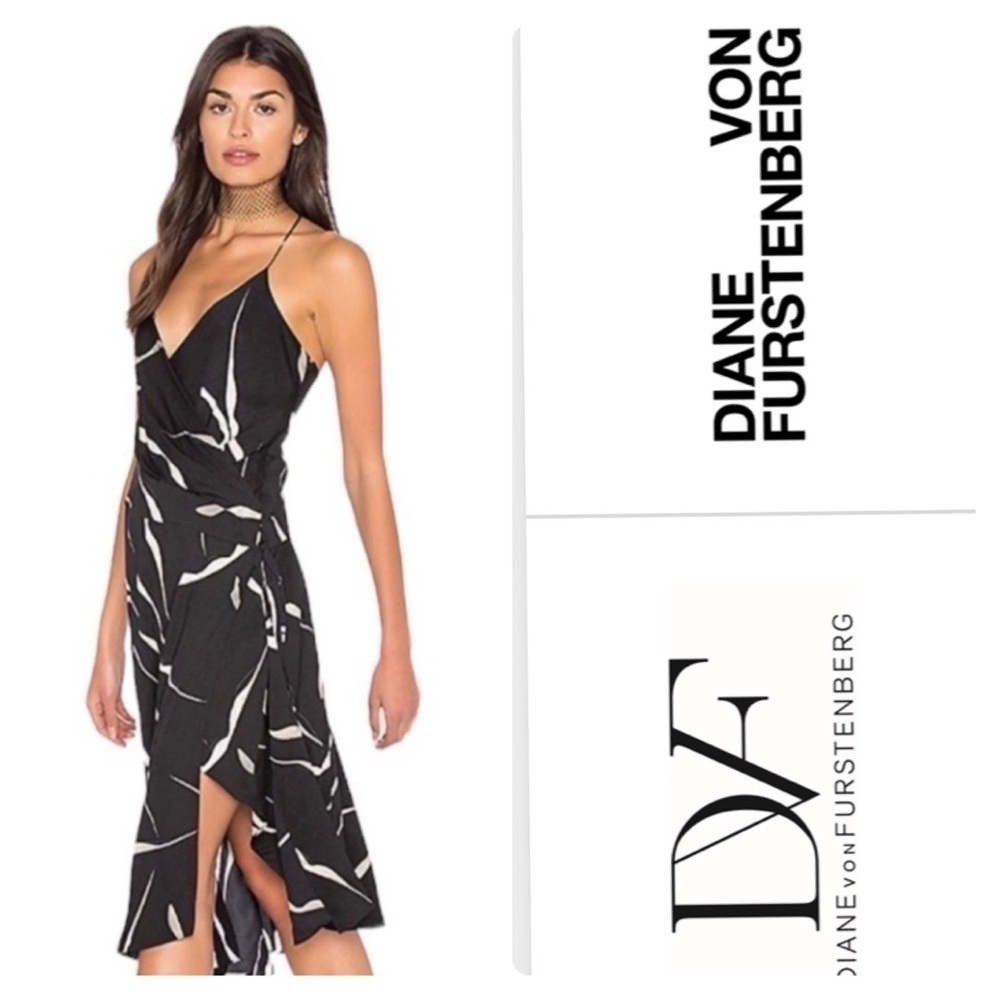 DIANE VON FURSTENBERG
Brenndah silk dress